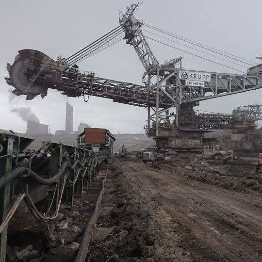 Ατύχημα στα ορυχεία της ΔΕΗ: Κατέρρευσε τμήμα αποθέτη και τραυμάτισε τρεις εργαζόμενους